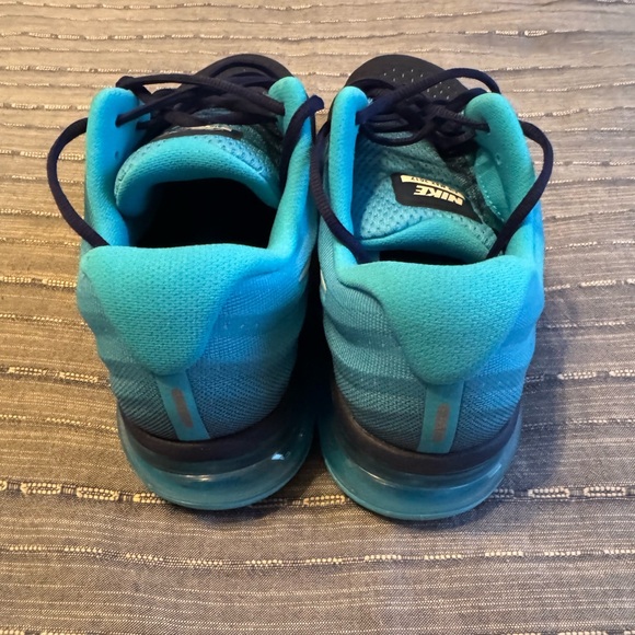 Nike men’s AirMax - Picture 2 of 4